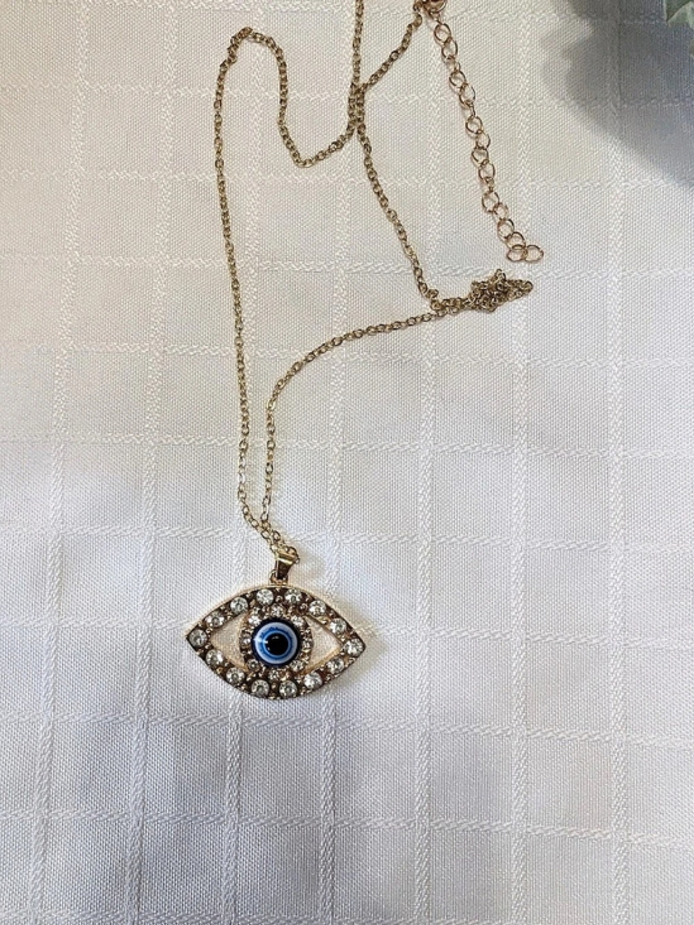Evil Eye Pendant Necklace in Gold & Blue New
